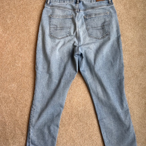 American Eagle Curvy Mom Jean Size 10 - Picture 10 of 10